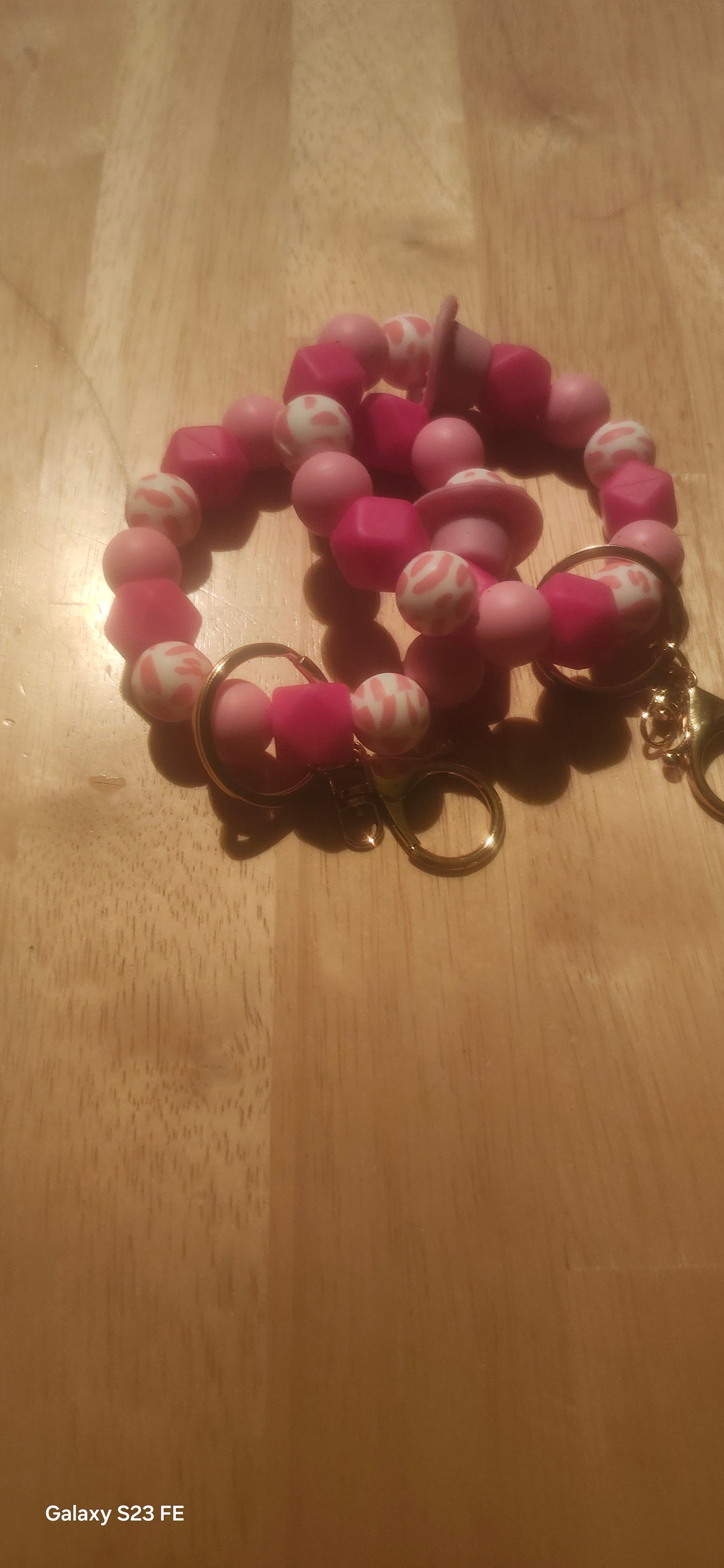 Pink Beaded Silicone Keychain Bracelet – Stretch Wristlet with Gold Clasp