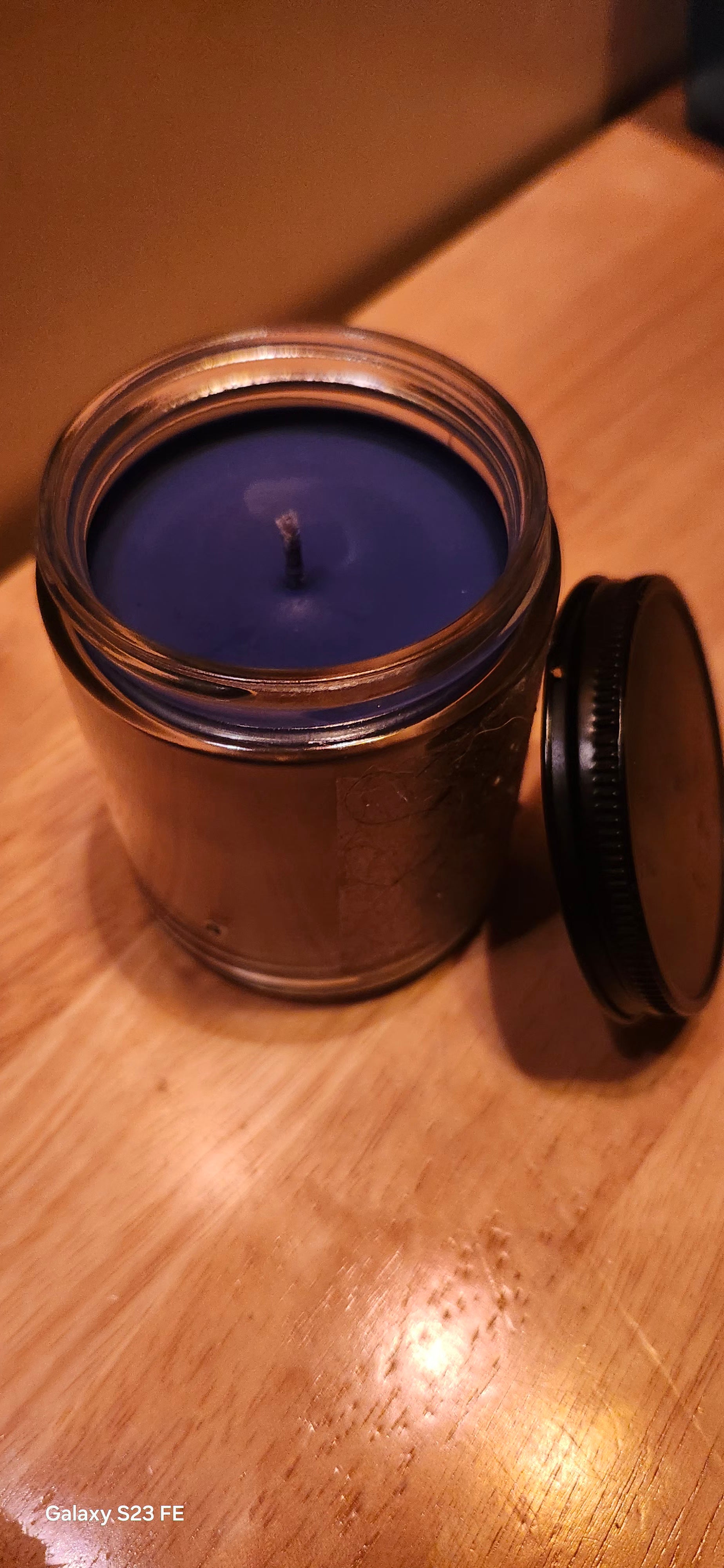 Christmas Smell Blue Candle – Festive Holiday Scented Candle